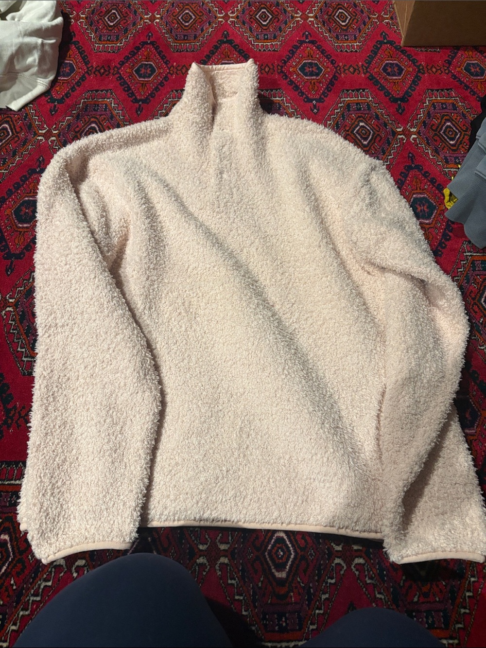 SKIMS Cozy Teddy Fleece Pullover in Light Pink/Cream